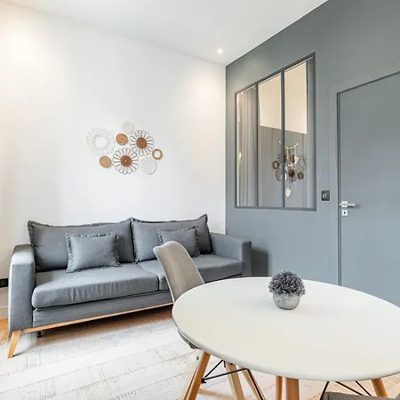 Cozy 1 Bdr Downtown Lägenhet Nice